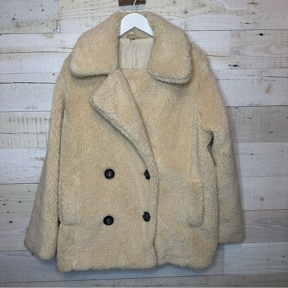 Free People Notched Teddy Peacoat Color Oatmeal
Size medium - Picture 11 of 14